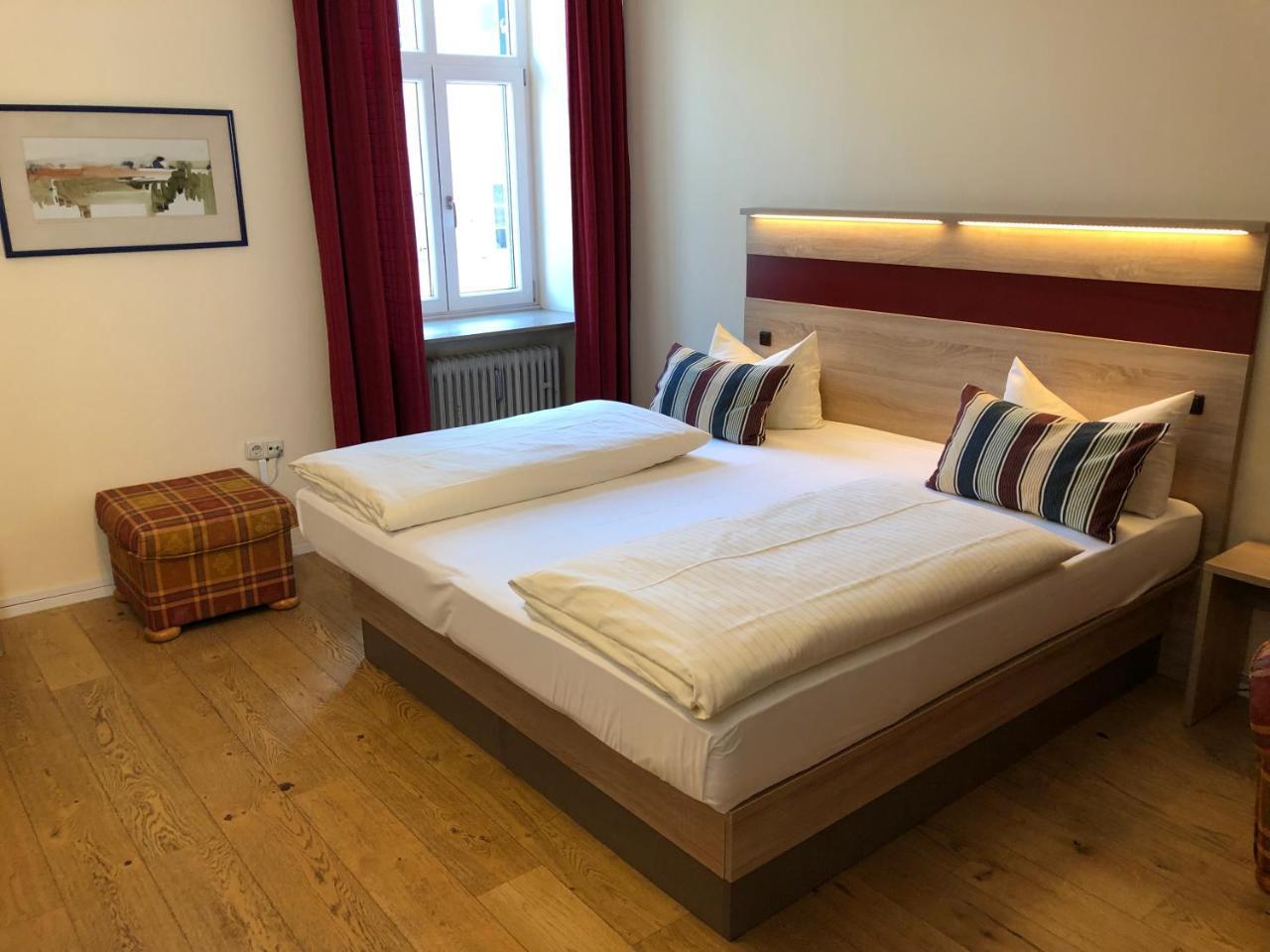 Hotel-Gasthof Floetzinger Braeu Rosenheim Buitenkant foto